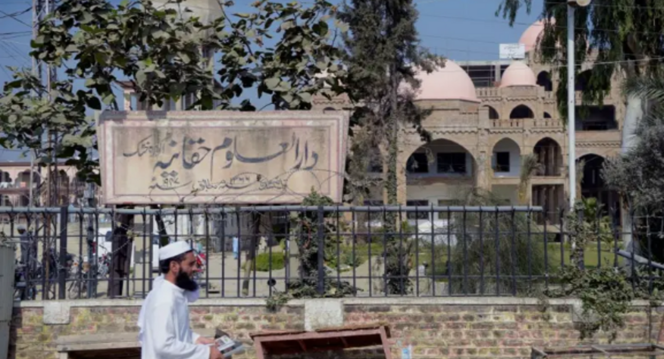 مدرسہ حقانیہ میں خودکش دھماکہ 5