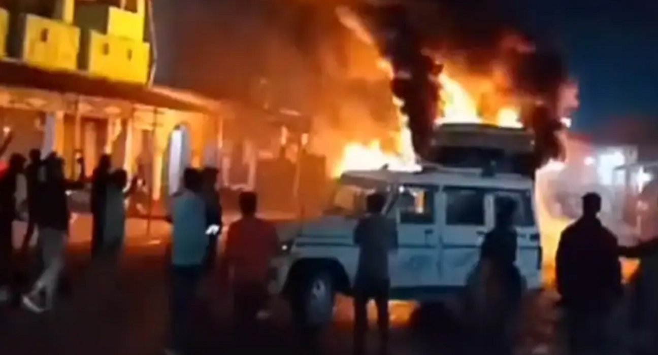سنگرولی میں کوئلہ سے لدی ٹرک سے حادثہ 5