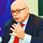 اپنے وطن میں ہی اجنبی