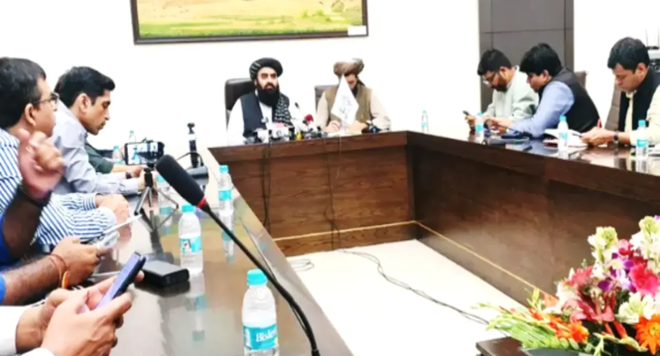 کابل دھماکے،افغانستان کا پاکستان پر فضائی حملے کا الزام 5