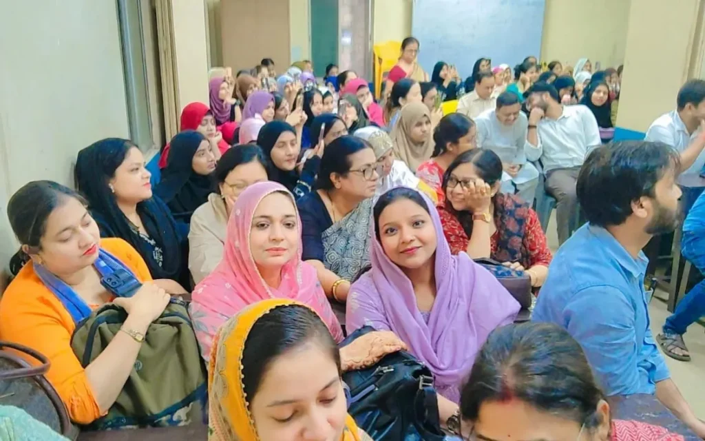 شعبہ اردو اور آئی کیو اے سی کی پہلی عید ملن مشاعرہ تقریب 8